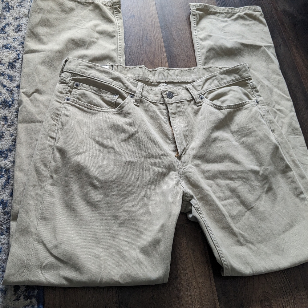 Mens Levi Strauss jeans 514 beige 36 x 36